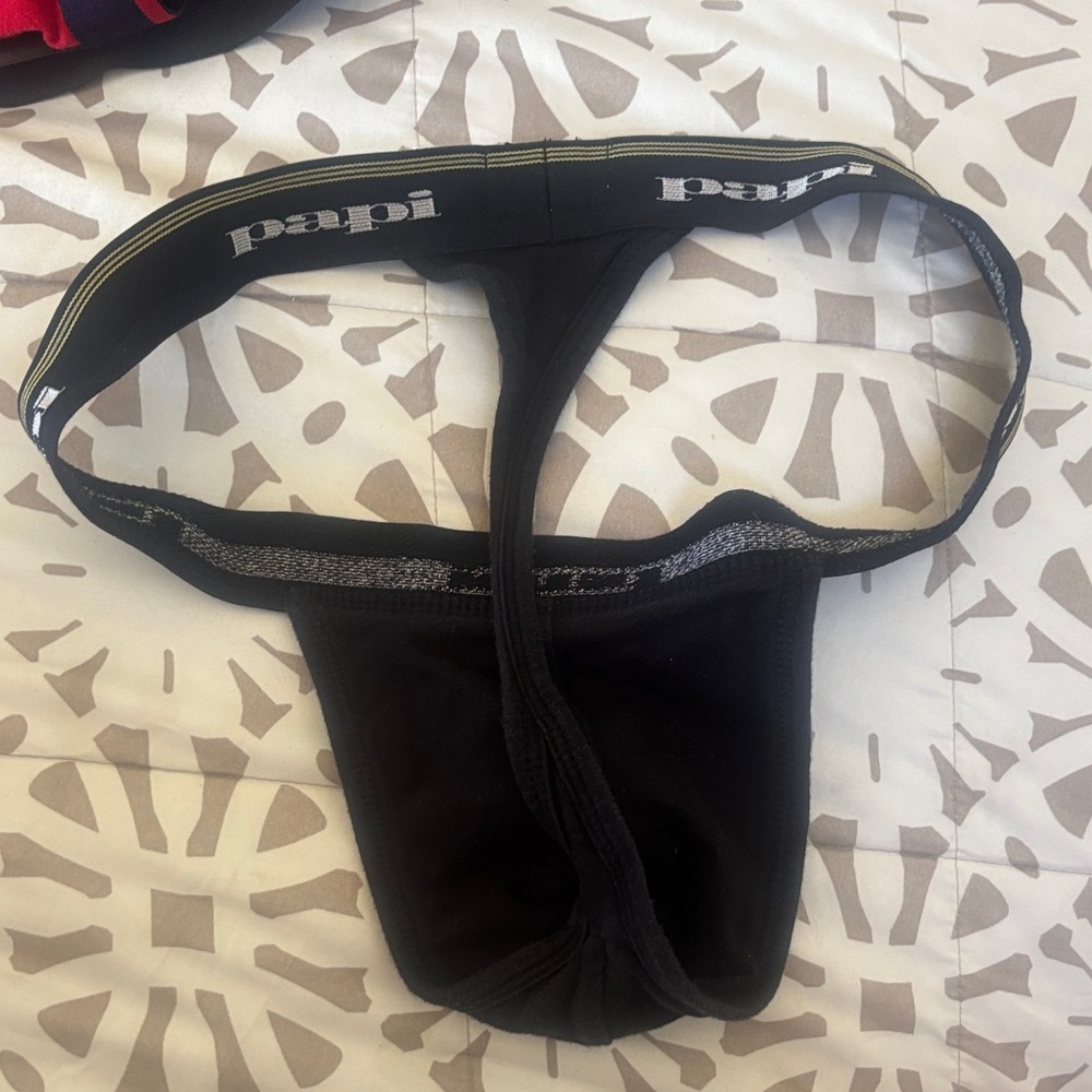 Papi Black thong - Picture 2 of 2